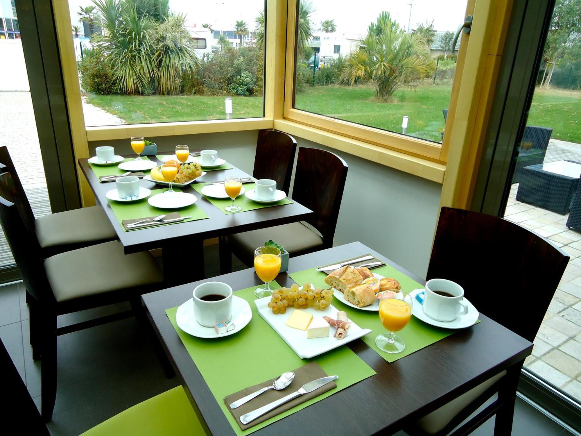 Hotel Chantereyne แชร์บูร์ก อ็อง กงต็องแต็ง ภายนอก รูปภาพ