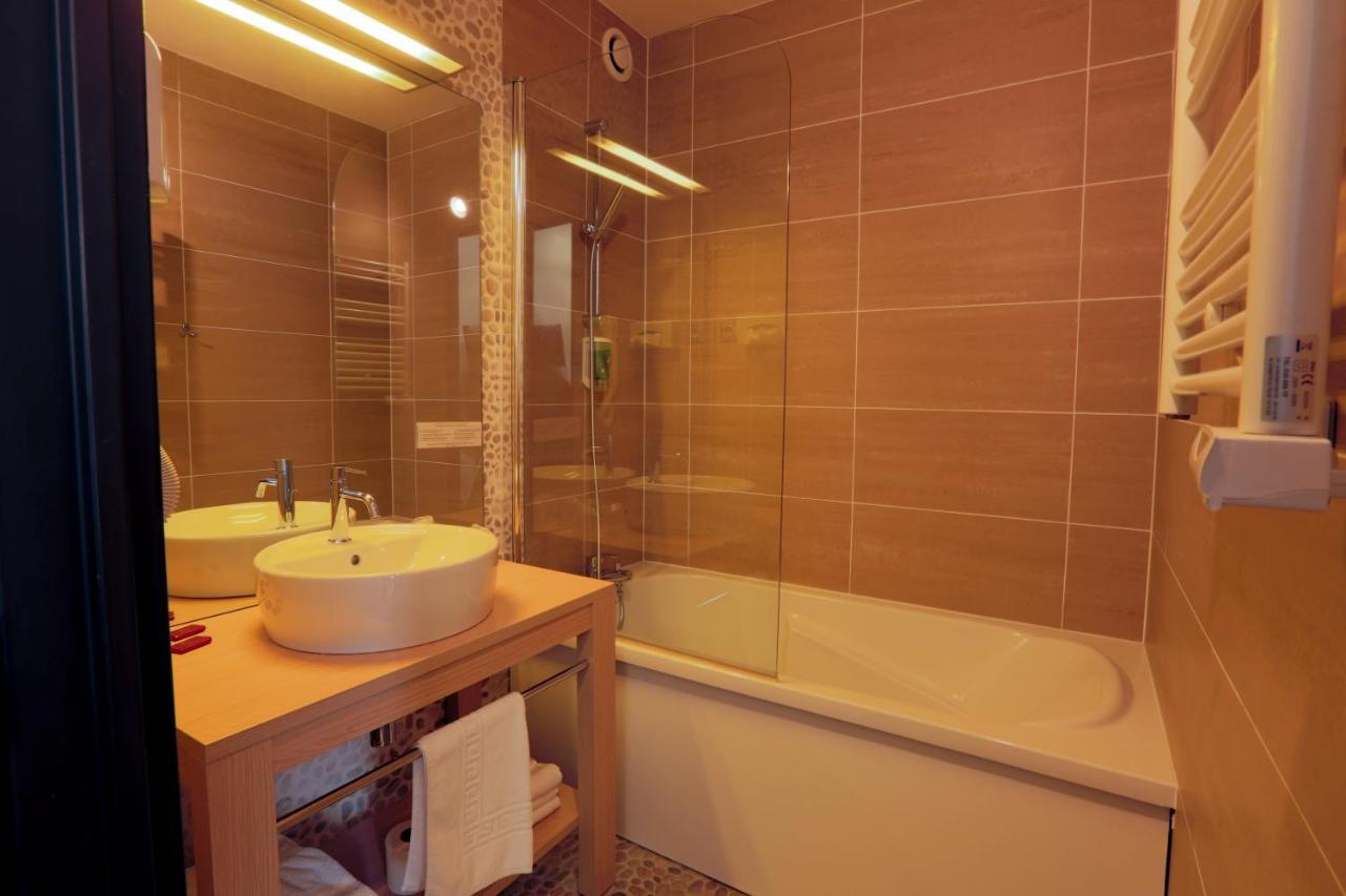 Hotel Chantereyne แชร์บูร์ก อ็อง กงต็องแต็ง ภายนอก รูปภาพ